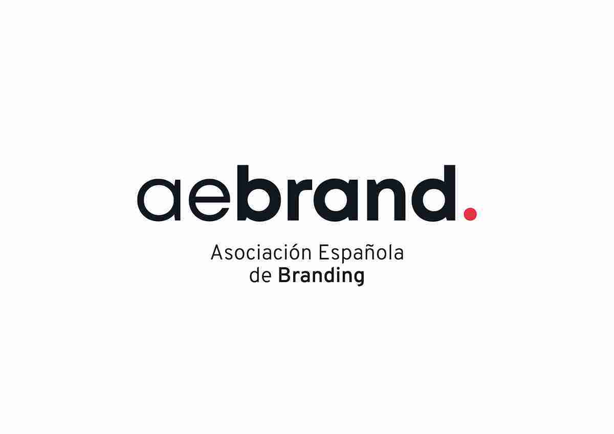 Formación colaboradora con la Asociación Española de Branding. 